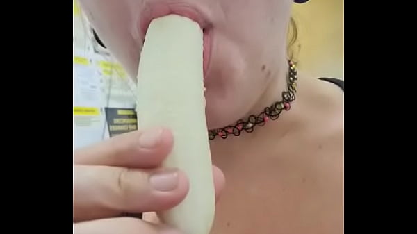 Kat easily swallows 10 inch banana 