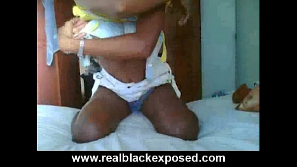 Play MP4 - Izel Watches Her Dominican Pussy Get Fucked