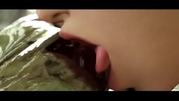 Play MP4 - Tifa and aerith goblin gangbang