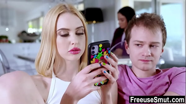 Stepbrother fucks step-sister infront of stepmom