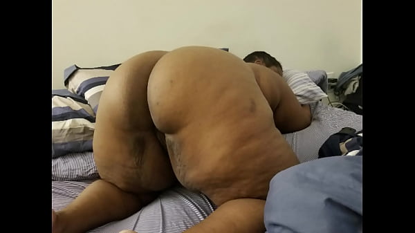 Black Stud Strokes A Black Milf And Makes Her Shoot Her Juices thumbnail