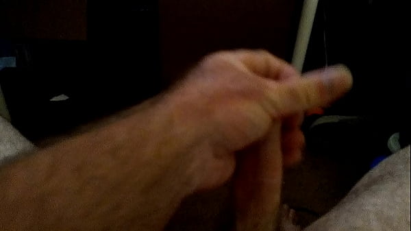 Nonton Make Me Bust thumbnail