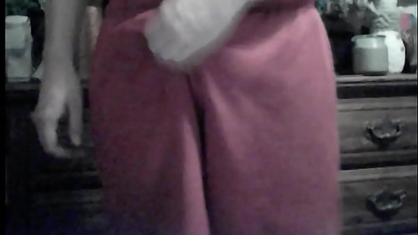 Play MP4 - Solo Male Jerks Off to a Massive Cumshot