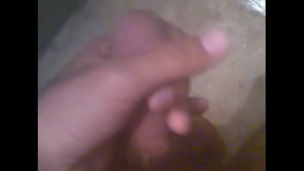 Asian Cute_Penis Blow Job in Wash Rooom