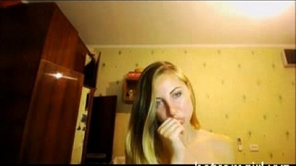 Nonton Blonde Petite Camgirl Shows Ass thumbnail
