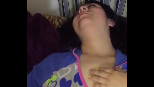 Play MP4 - PaolaPonkc mendez Me cojo a muchachita en pijama tremenda putita rica