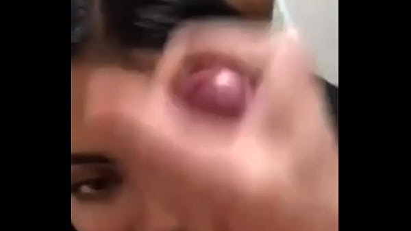 Play MP4 - La novia de mi amigo dijo que es m&aacute;s rico lo prohibido y se rie