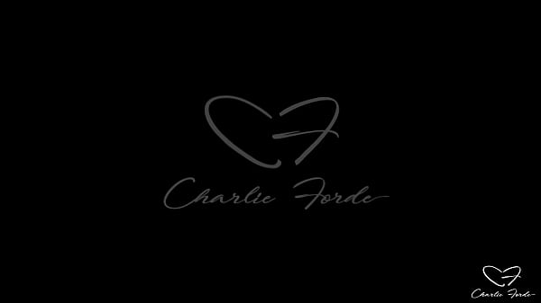 Nonton Evil Lesbians Charlie Forde, Salem & Kellie Panther Fuck Each Other! thumbnail