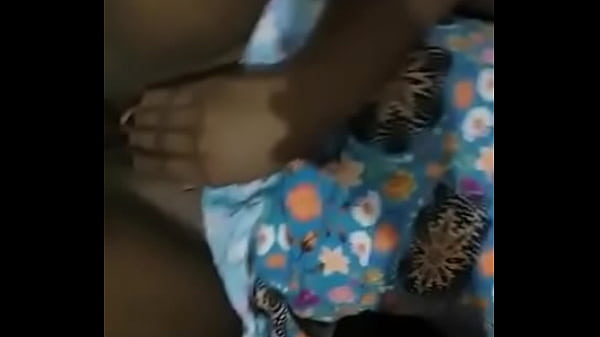 Play MP4 - Mallu aunty