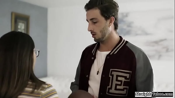 Nerd teen interviews a superstar jock and the guy tricks her into losing her have rough sex and he facefucks he bangs her cunt