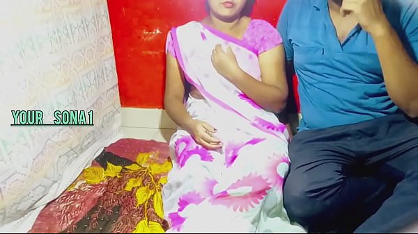 Play MP4 - सोना भाभी को अकेला देखकर देवर ने फायदा उठाया &period; सेक्सी आवाज