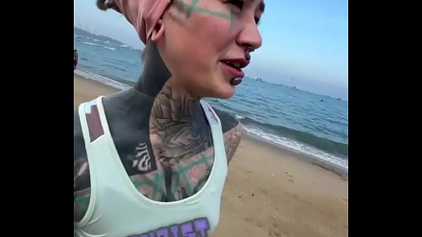 Nonton Running In Tourest Hell Pattaya :dfelt Never So Weird While Running...we Was The Only One For Sure Out Here Making Real ... thumbnail