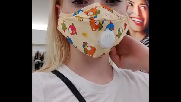 Play MP4 - Mostrando a boceta em publico