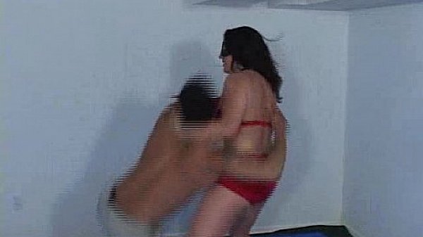 Mistress achieves victory by thrashing opponent 