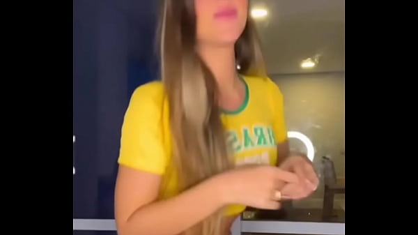 Ela &eacute; deliciosa que tesuda