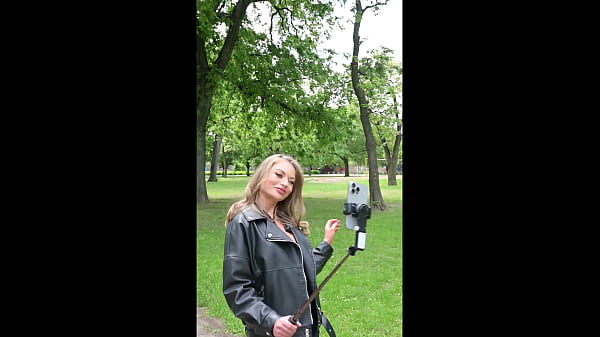 Nonton Adult Content Creator Dina Joy Takes A Dp Slamming From Hung Cameraman And Driver Gp3265 thumbnail