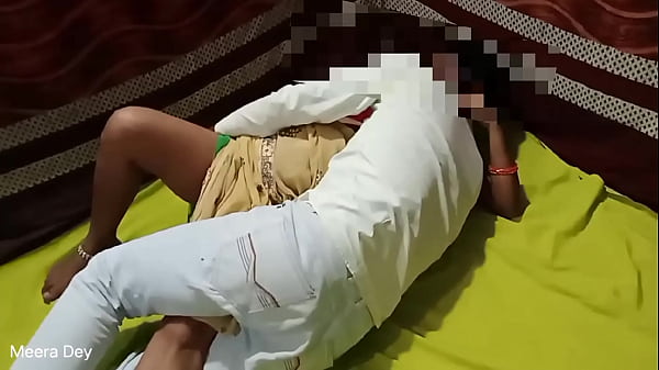 Play MP4 - मनचली बड़ी गांड़ वाली मीरा भाभी को पति के दोस्त ने रगड़ के मजे से चोदा &vert;&vert; मेरे पति आ जायेंगे छोड़ दो