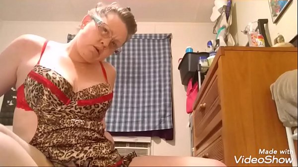 Play MP4 - MsMadame Dominates Solo
