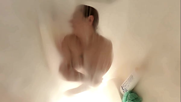 Showering with my vibrator 