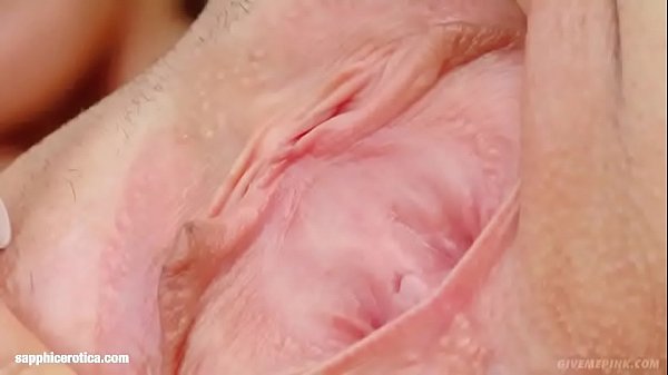 Nonton Nikita Masturbating On Sapphix thumbnail