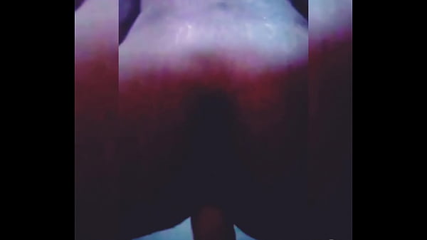 Dando ricos sentones solo 