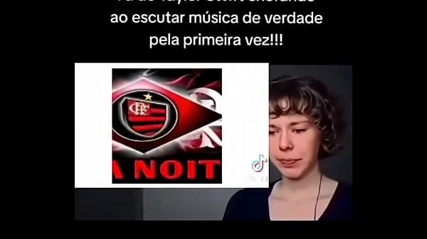 hino nacional do flamengo (f&atilde; da taylor swift chorando escutando musica de vdd) 