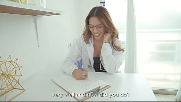 Nonton Doctor Ashley Sanz Fucks With Doctor Harold And Receivbe Cum On Her Face thumbnail