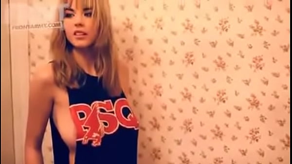 Danielle SharpCamiseta