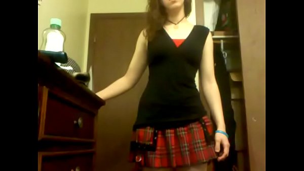 Nonton Curious Cherry thumbnail