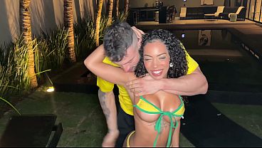 Nonton Amazing Interracial Sex With A Perfect Ass Brazilian Teen - Joice Crazy!!!! thumbnail