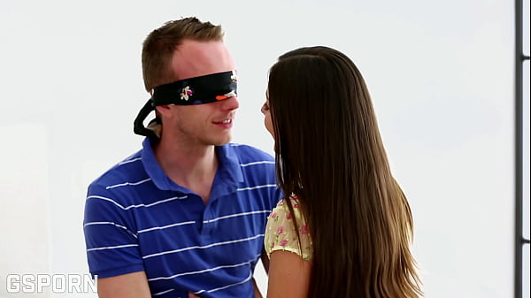 Play MP4 - Young couple with sexy czech brunette teen has sensual sex at home