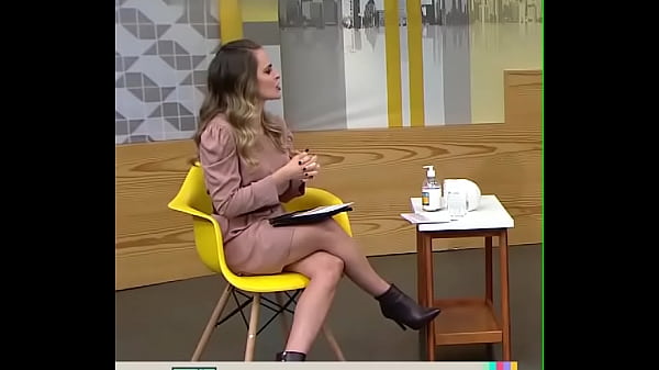 Regiane tapias bem sexy de saia 05 05 21 parte 02 safada puta vagabunda sexy tarada sensacional oral anal sexo cachorra loira morena programa tesuda peitao rabao delicia brasileira piranha mulata nega 