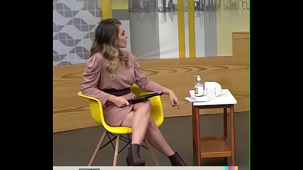 Regiane tapias bem sexy de saia 05 05 21 parte 02 safada puta vagabunda sexy tarada sensacional oral anal sexo cachorra loira morena programa tesuda peitao rabao delicia brasileira piranha mulata nega 