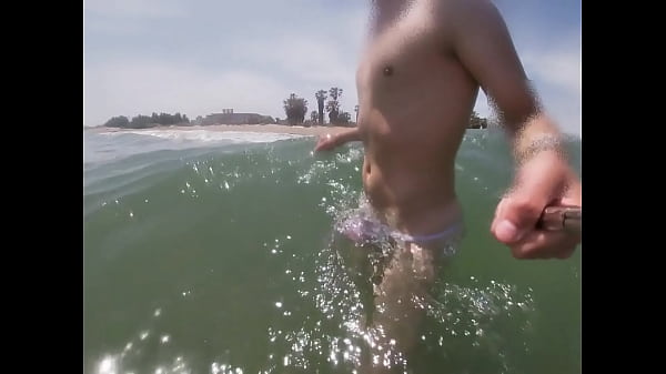 Play MP4 - Beach people freak out when I get wet in shorts and thongs in the sea