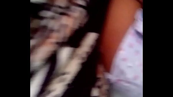 Prima culona en mi cama