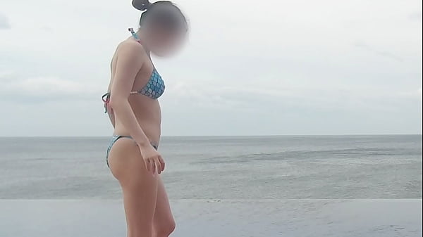 Nonton Infinity Pool thumbnail