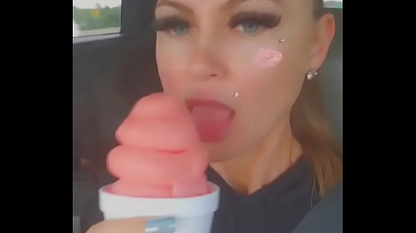 Donya fake tits 07