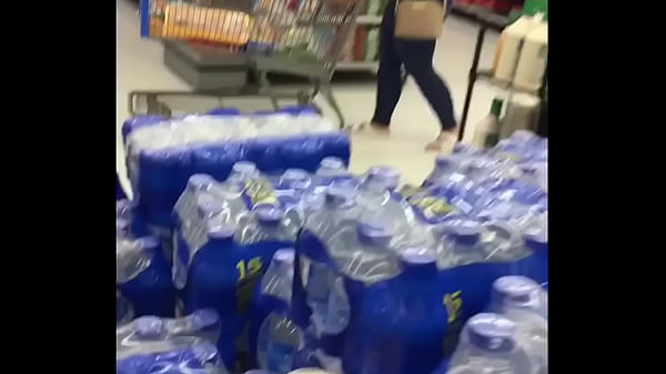 PAWG MILF on candid camera looking for sausage!