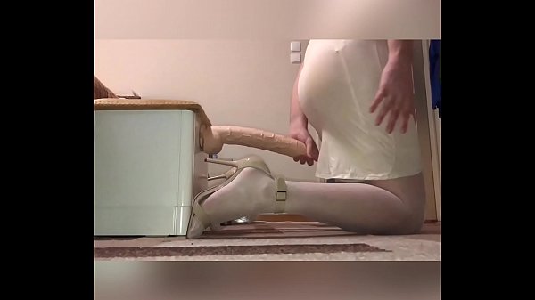 Play MP4 - Jesssy Doggy Again