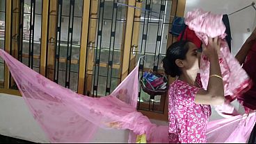 Desi Bhabhi Ko Devar Ne Room Se Bathroom Tak Choda thumbnail