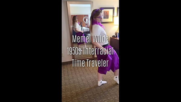 Nonton Promo Big Black Victor Meets Cute Bobbysoxer Memel In 1957 thumbnail