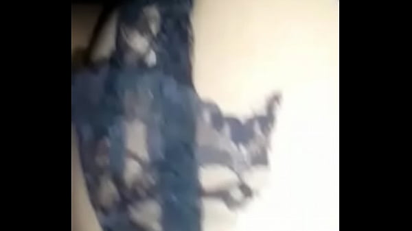 Play MP4 - Macho disfruta de mi cola hermosa