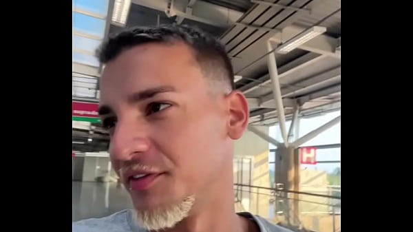 Novinho Guloso Vai Pro Mato Atras De Pika E Mama Varios thumbnail