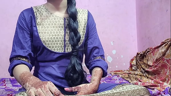 भाभी की gand इतनी मस्त हैं की पड़ोसन अंकल ने चोद दिया 