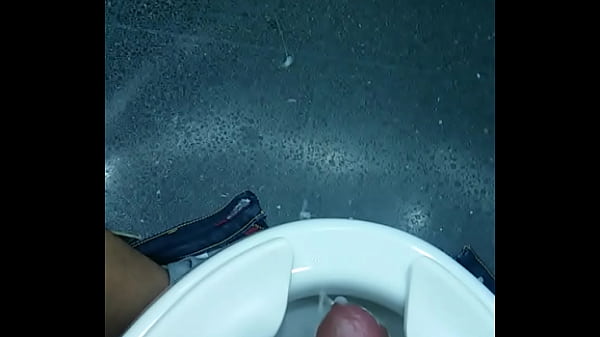 Paja en el ba&ntilde;o Muy lechero 