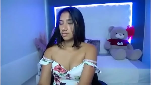 Nonton Dayanna 4k Con Sensual Vestido thumbnail