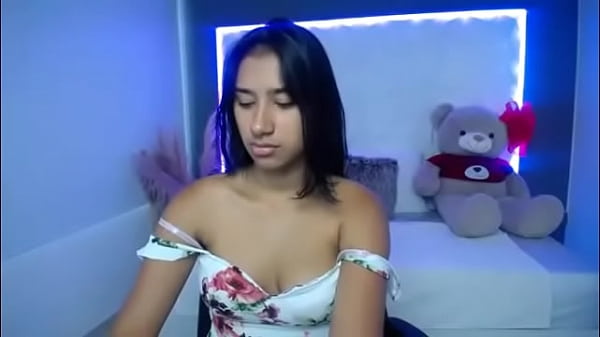 Dayanna 4k con sensual vestido