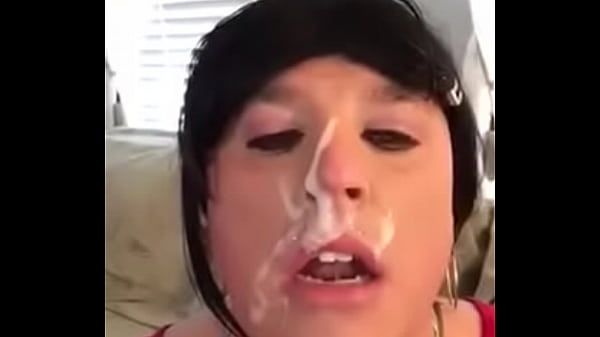 cum eating sissy crossdresser 