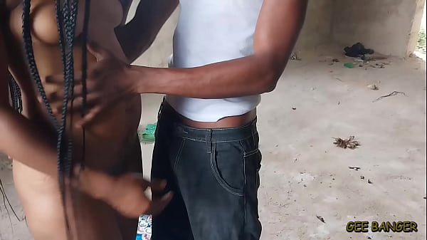 Hardcore sex in the campus during break time 