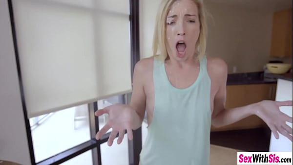 Play MP4 - Stepsis Zoe Parker slipped accidentally on a stepbrothers dick and rode it